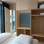 Δωμάτια σε οικογενειακή κατοικία Jules - Together *