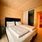 Jules - Together Stuben am Arlberg