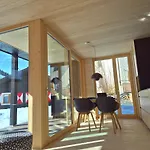 Δωμάτια σε οικογενειακή κατοικία Jules - Together *