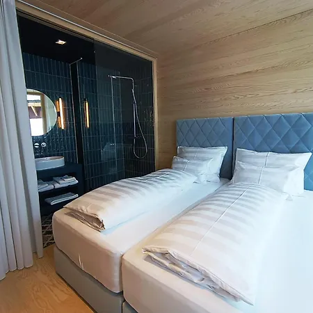 Jules - Together Homestay *