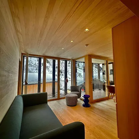 Jules - Together Homestay Stuben am Arlberg