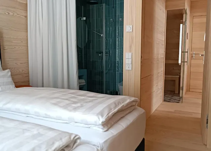 Jules - Together Homestay *